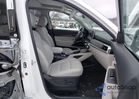 2022 Kia Telluride Ex z USA, uszkodzony, nr VIN 5XYP3DHC4NG302338